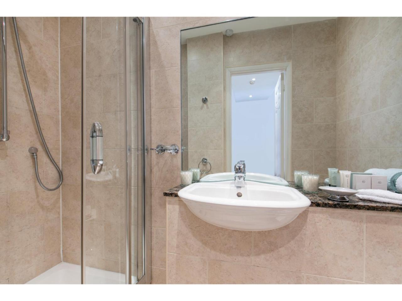 Fitzrovia Serviced Apartments London Exterior foto